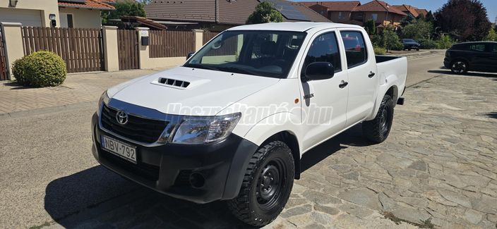 TOYOTA HILUX 2.5 D-4D 4x4 Double Comfort AC