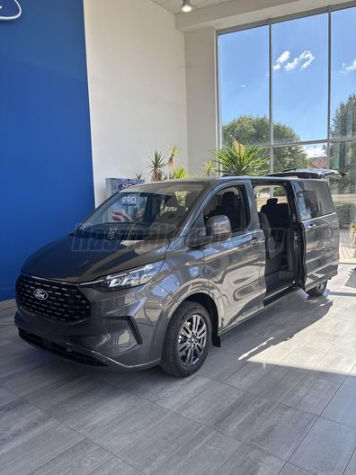 FORD TOURNEO