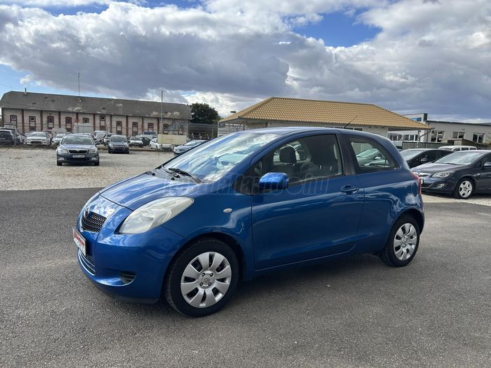 TOYOTA YARIS 1.0 Blue Ice
