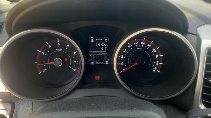 SSANGYONG TIVOLI 1.6 e-XGI STD Start-Stop