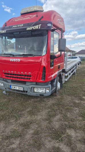 IVECO Jármüszállitó