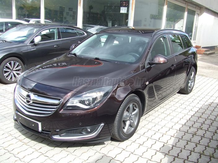 OPEL INSIGNIA Sports Tourer 1.8 Business