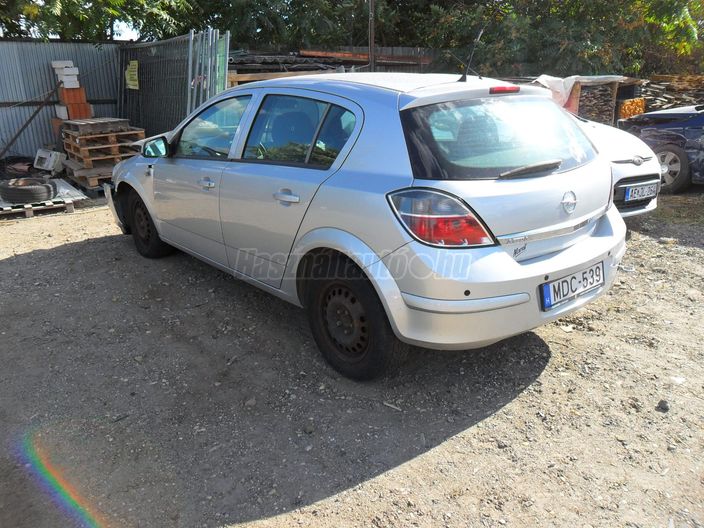 OPEL ASTRA H 1.6 Classic III Easytronic