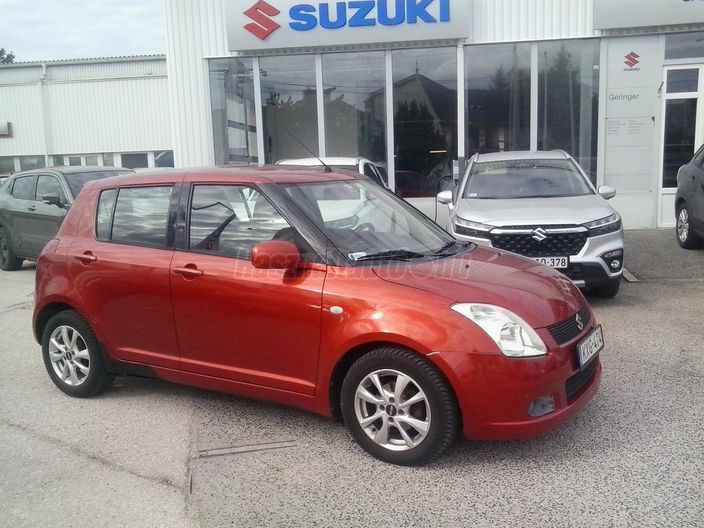 SUZUKI SWIFT 1.3 GLX CD AC