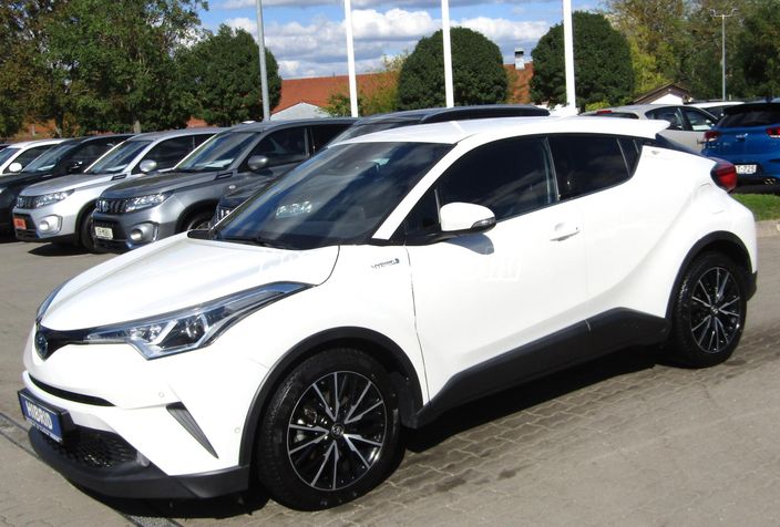 TOYOTA C-HR 1.8 Hybrid Executive e-CVT
