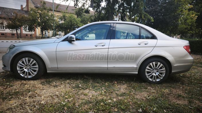 MERCEDES-BENZ C 220 CDI BlueEFFICIENCY Elegance
