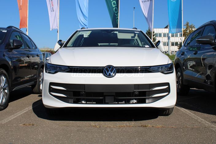 VOLKSWAGEN GOLF VIII Variant 2.0 TDI Life DSG