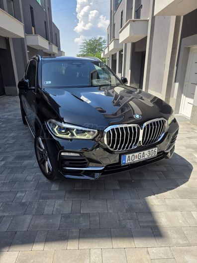 BMW X5 xDrive40i (Automata)