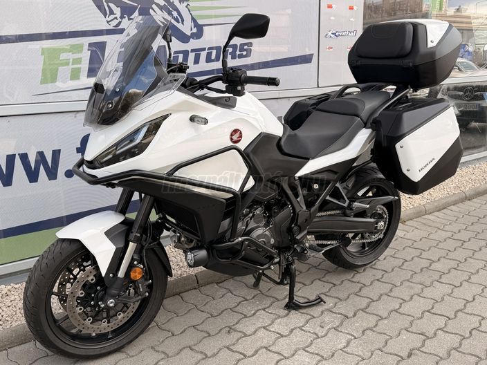 HONDA NT 1100 D
