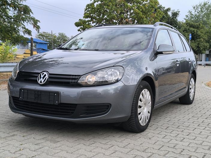 VOLKSWAGEN GOLF VI 1.6 Comfortline