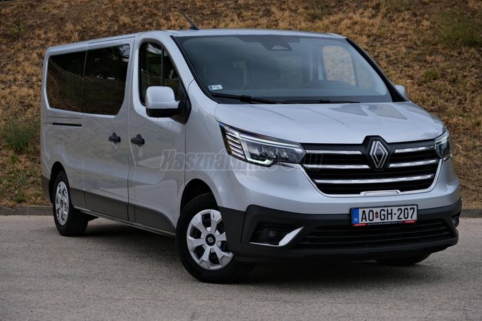 RENAULT TRAFIC 2.0 Blue dCi 110 L2H1 Equilibre (9 személyes )