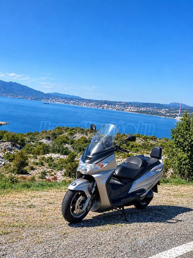 SUZUKI AN 250 BURGMAN