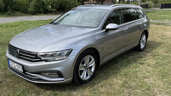VOLKSWAGEN PASSAT Variant 2.0 TDI SCR Elegance DSG