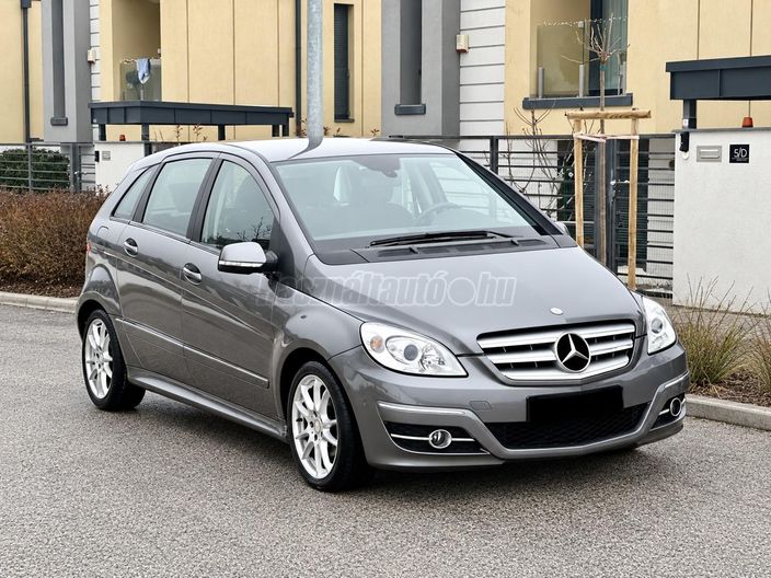 MERCEDES-BENZ B 200 CDI