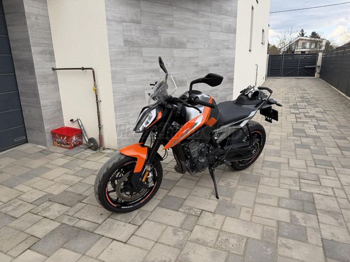 KTM 790 DUKE