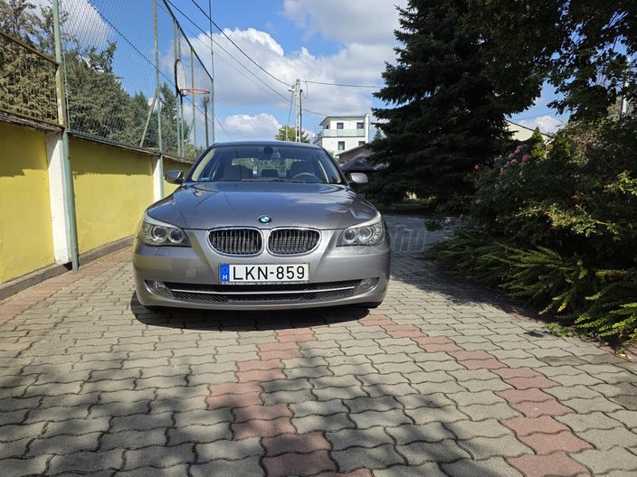 BMW 5-ÖS SOROZAT 520d (Automata)