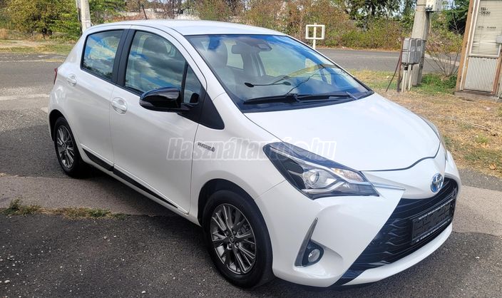 TOYOTA YARIS 1.5 VVT-i Hybrid Active e-CVT