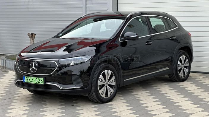 MERCEDES-BENZ EQA 250