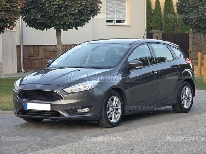 FORD FOCUS 1.6 Ti-VCT Titanium Powershift