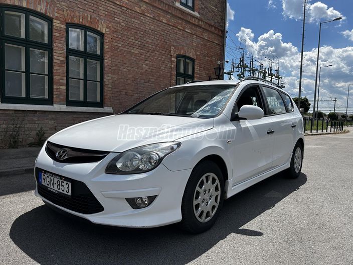 HYUNDAI I30 CW 1.6 CRDi HP Comfort