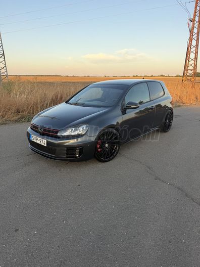 VOLKSWAGEN GOLF VI 2.0 TSI GTI DSG