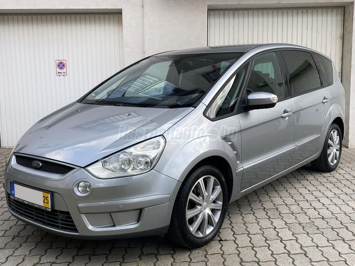 FORD S-MAX 2.0 TDCi Titanium