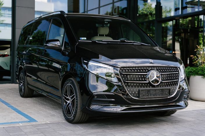 MERCEDES-BENZ V-OSZTÁLY V 300 BlueTec d Exclusive E (Automata) 4x4 (7 személyes )