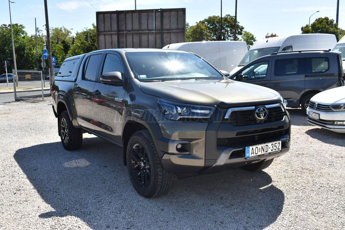 TOYOTA HILUX 2.8 D-4D MHEV 4x4 Double Invincible (Automata)