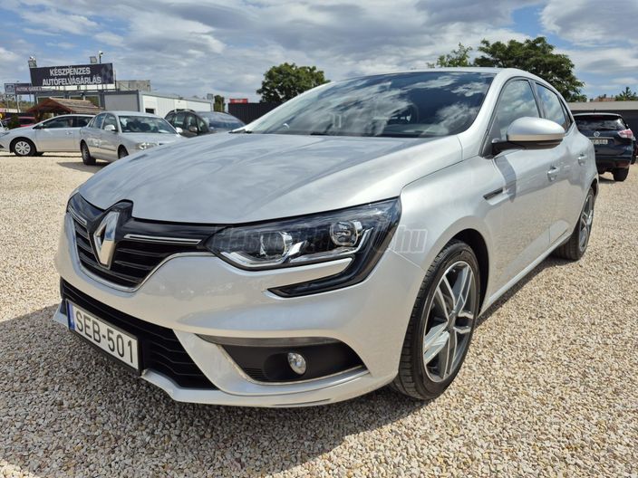 RENAULT MEGANE 1.2 TCe Intens
