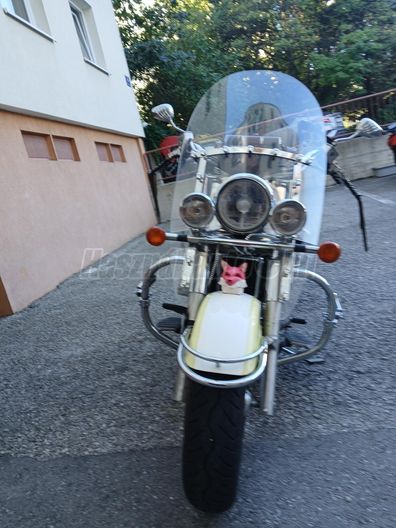 SUZUKI VL 1500 (INTRUDER)