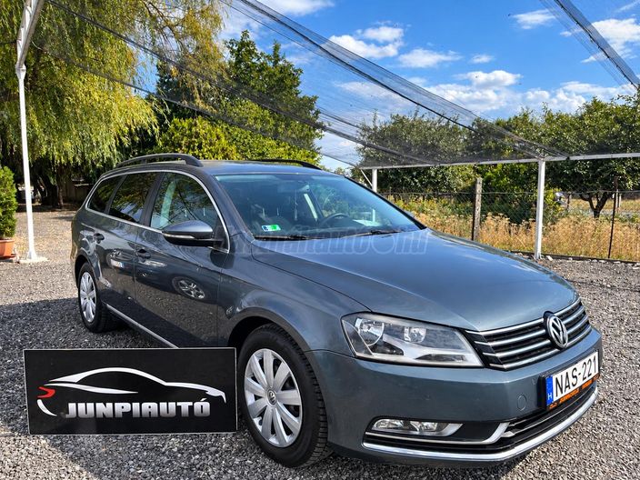 VOLKSWAGEN PASSAT VII