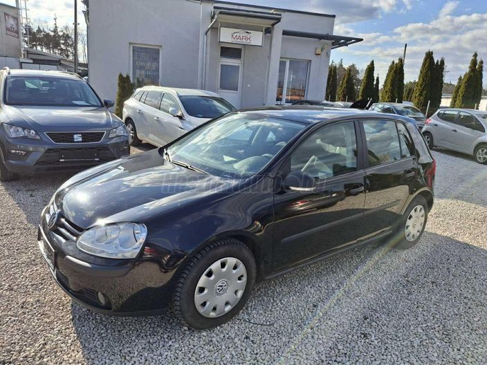 VOLKSWAGEN GOLF V 1.4 Trendline