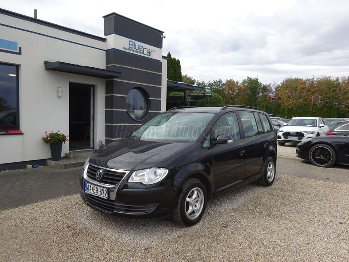 VOLKSWAGEN TOURAN 1.6 Conceptline