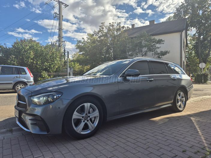 MERCEDES-BENZ E 220 d T 4Matic 9G-TRONIC