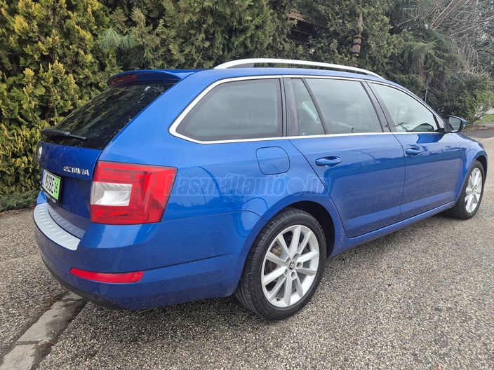 SKODA OCTAVIA 1.6 CR TDI Elegance