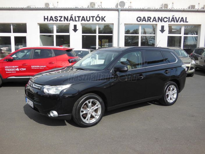 MITSUBISHI OUTLANDER 2.2 DI-D Intense Plus 4WD