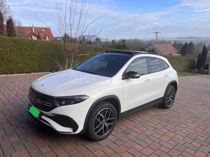 MERCEDES-BENZ EQA 250