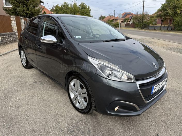 PEUGEOT 208 1.6 BlueHDi Style