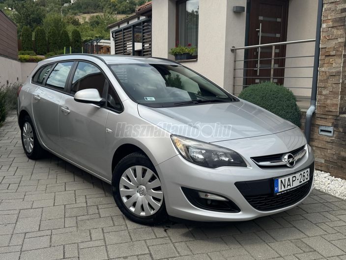 OPEL ASTRA J Sports Tourer 1.7 CDTI EcoFLEX Start-Stop Active