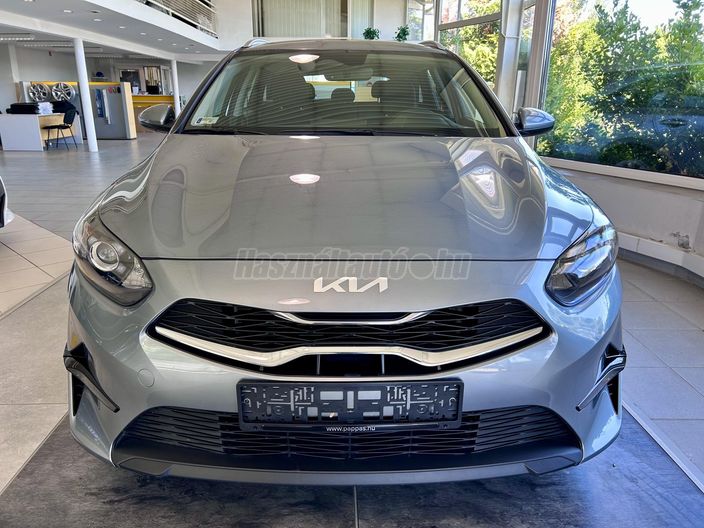 Kia Ceed SW 1.5 T-GDI SILVER DCT :: Lunar Silver Metál