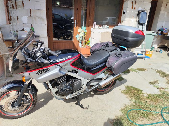 KAWASAKI GPZ 500 S