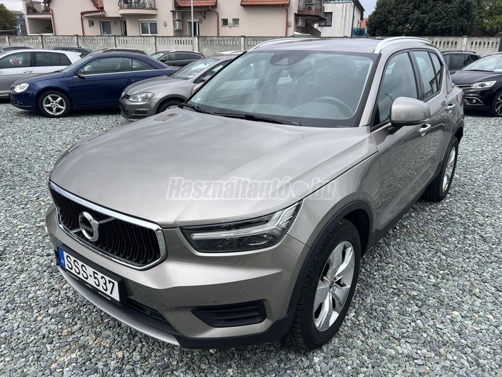 VOLVO XC40 1.5 [T3] Momentum