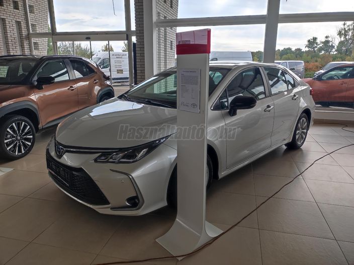 TOYOTA COROLLA Sedan 1.8 Hybrid Comfort Tech e-CVT