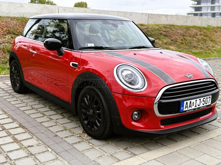 MINI COOPER 1.5 DKG
