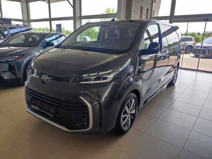 TOYOTA PROACE 2.2 D-4D Business Comfort - L1H1 (Automata) (9 személyes )