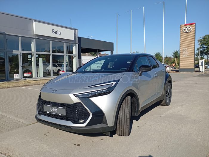 TOYOTA C-HR 2.0 PHEV Tokyo Edition e-CVT