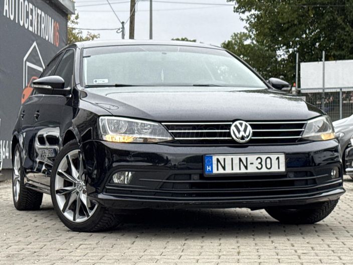 VOLKSWAGEN JETTA 1.4 TSI BMT Highline