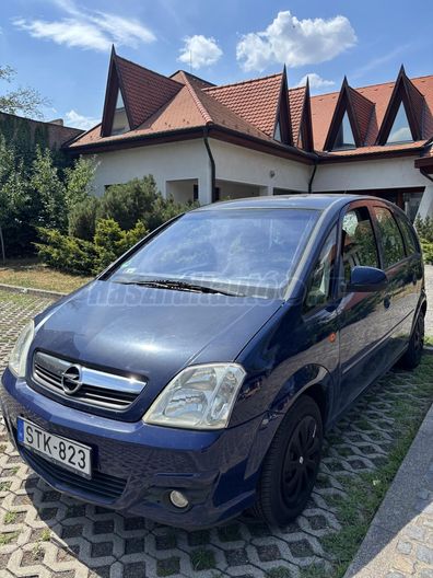OPEL MERIVA A 1.6 16V Cosmo Easytronic