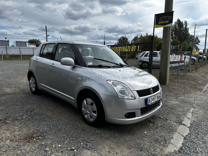 SUZUKI SWIFT 1.3 GLX CD AC Mistic Plus