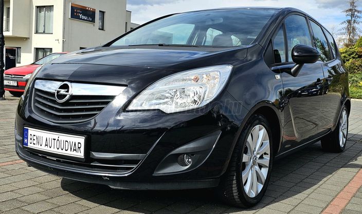 OPEL MERIVA 1.4 T Selection